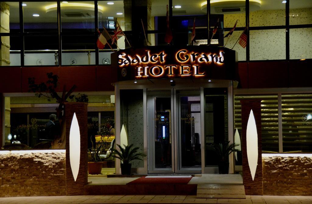 Saadet Grand Hotel Хатай Екстериор снимка